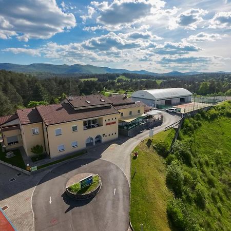 Pension Patrik Hrusica  Buitenkant foto