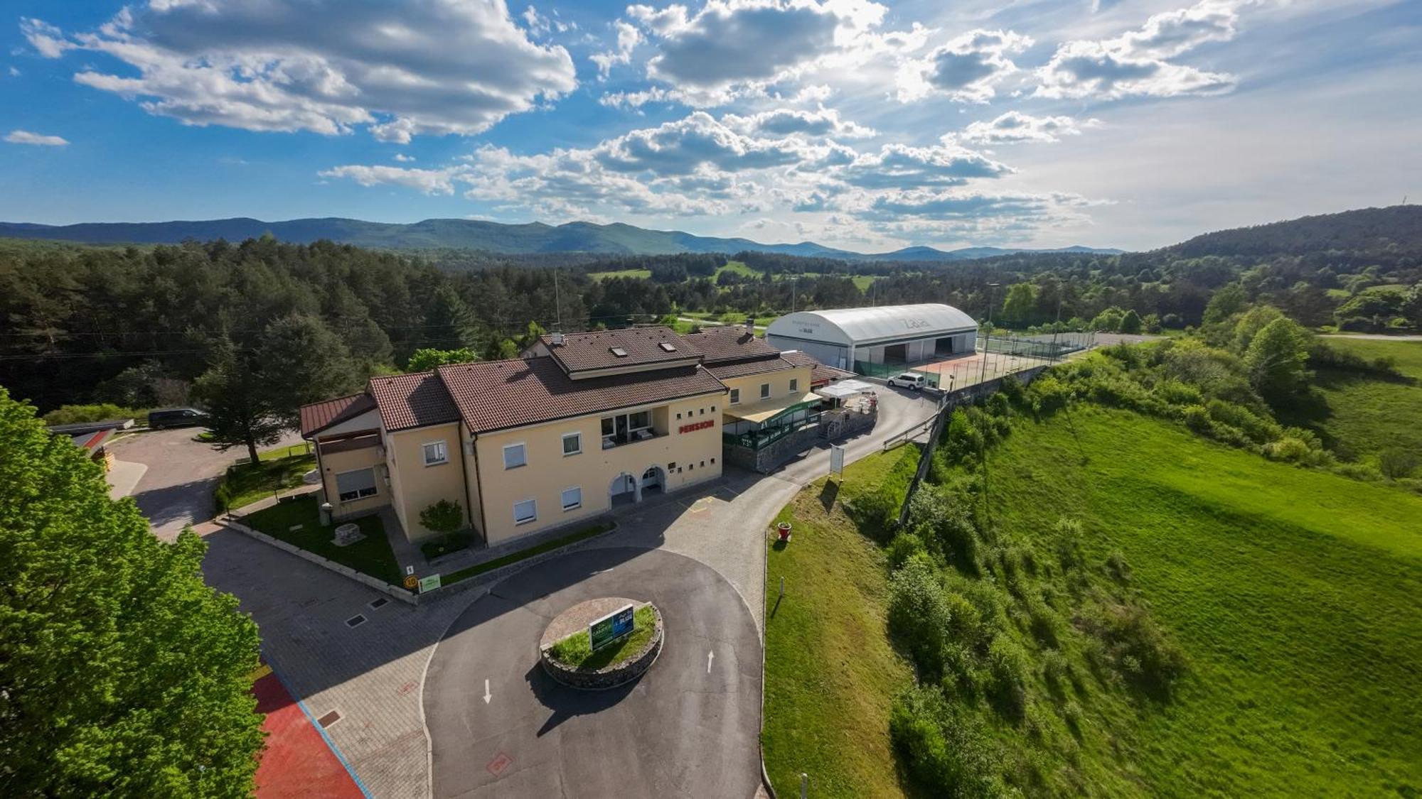 Pension Patrik Hrusica  Buitenkant foto
